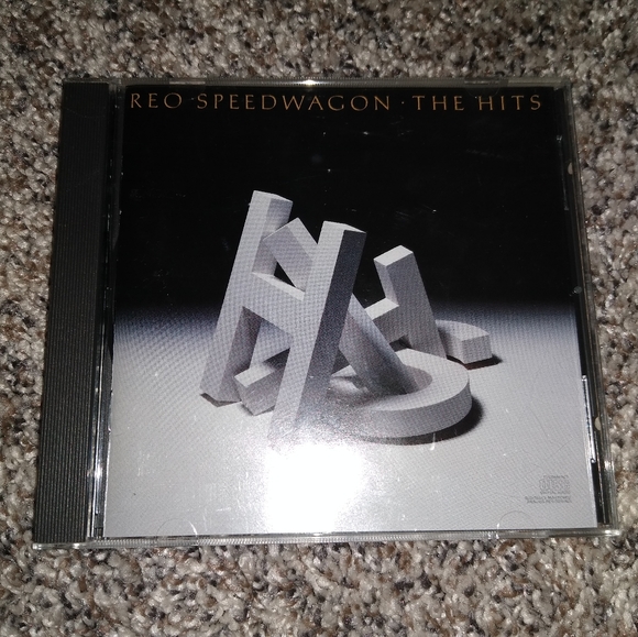 REO Speedwagon Greatest Hits CD - Picture 1 of 3